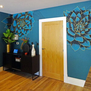 Mural for the sales office of Spitfire Homes at the Jephson House development in Leamington Spa Hand-painted floral mural with dahlias